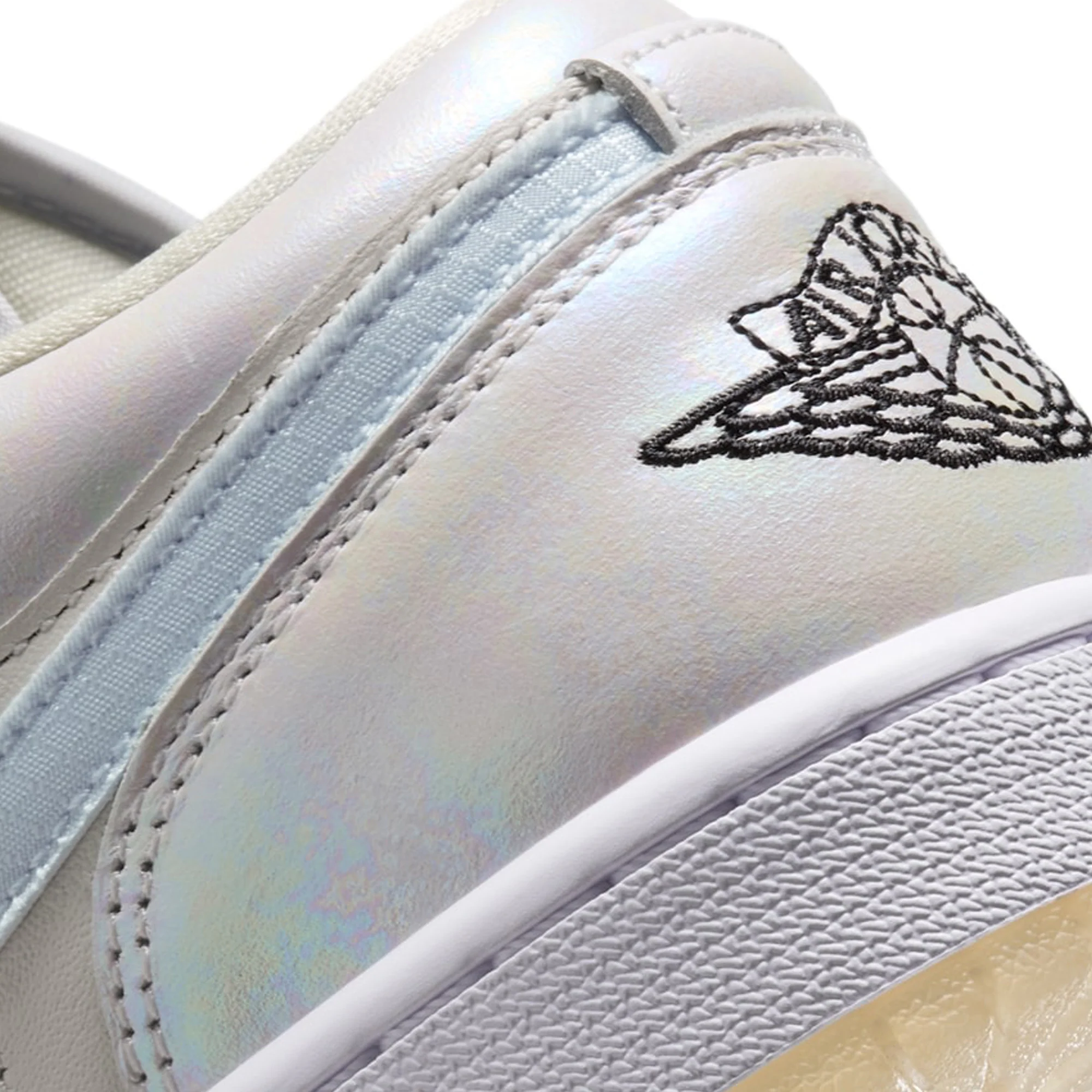 Air Jordan 1 Low SE 'Year of the Snake' Women's (2025) - Image 9