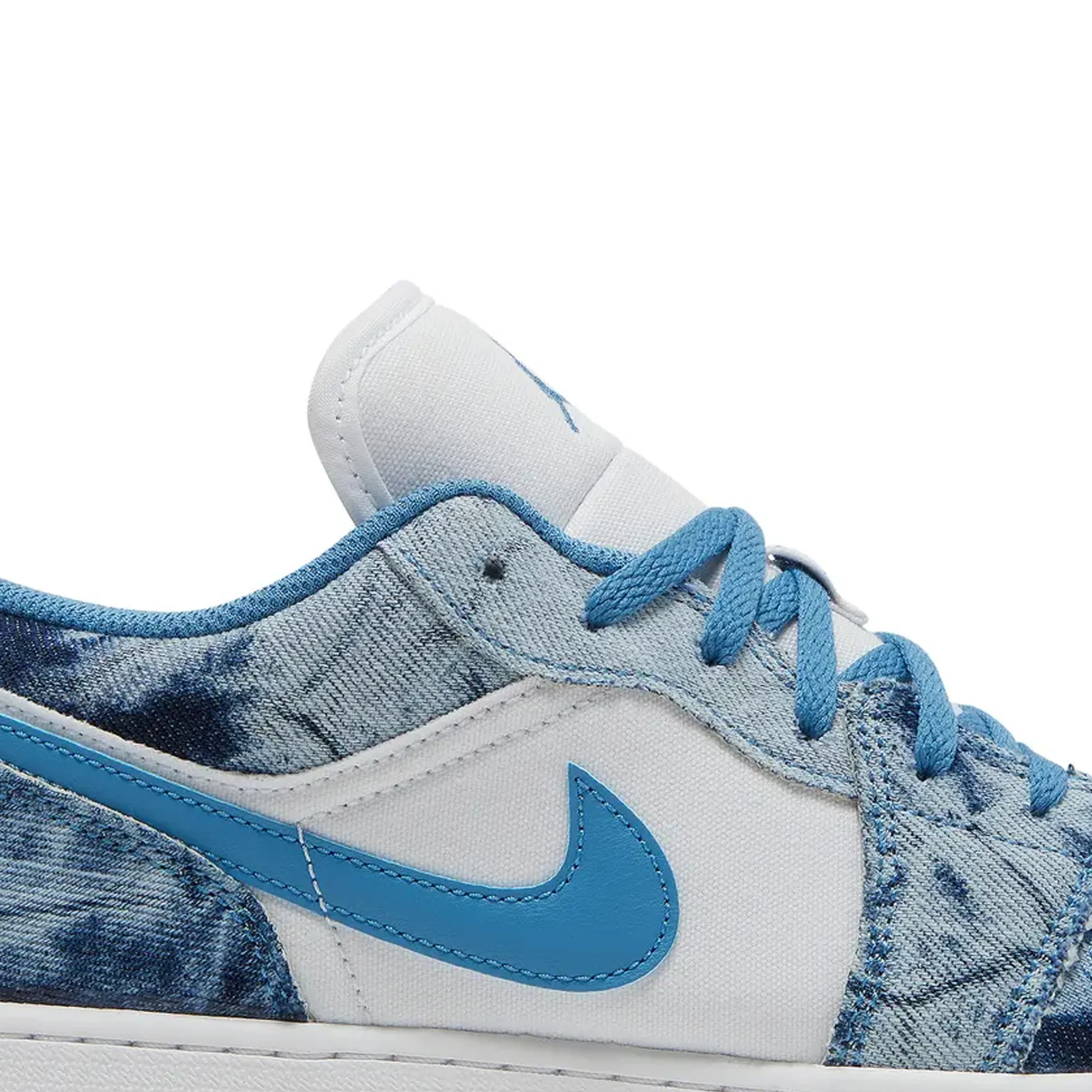 Air Jordan 1 Low 'Washed Denim' GS (2022) - Image 6