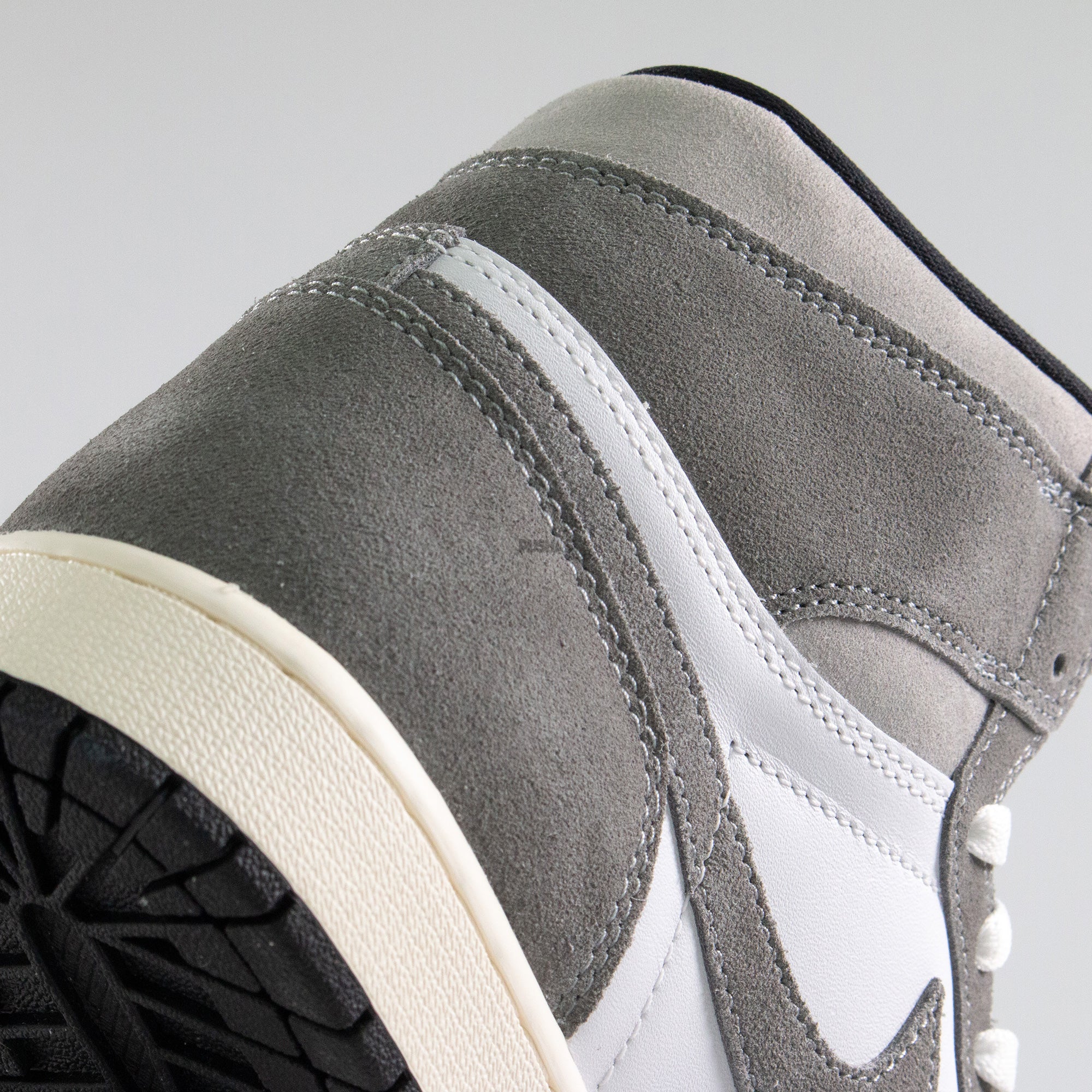 Air Jordan 1 Retro High OG 'Washed Black' (2023) - Image 10