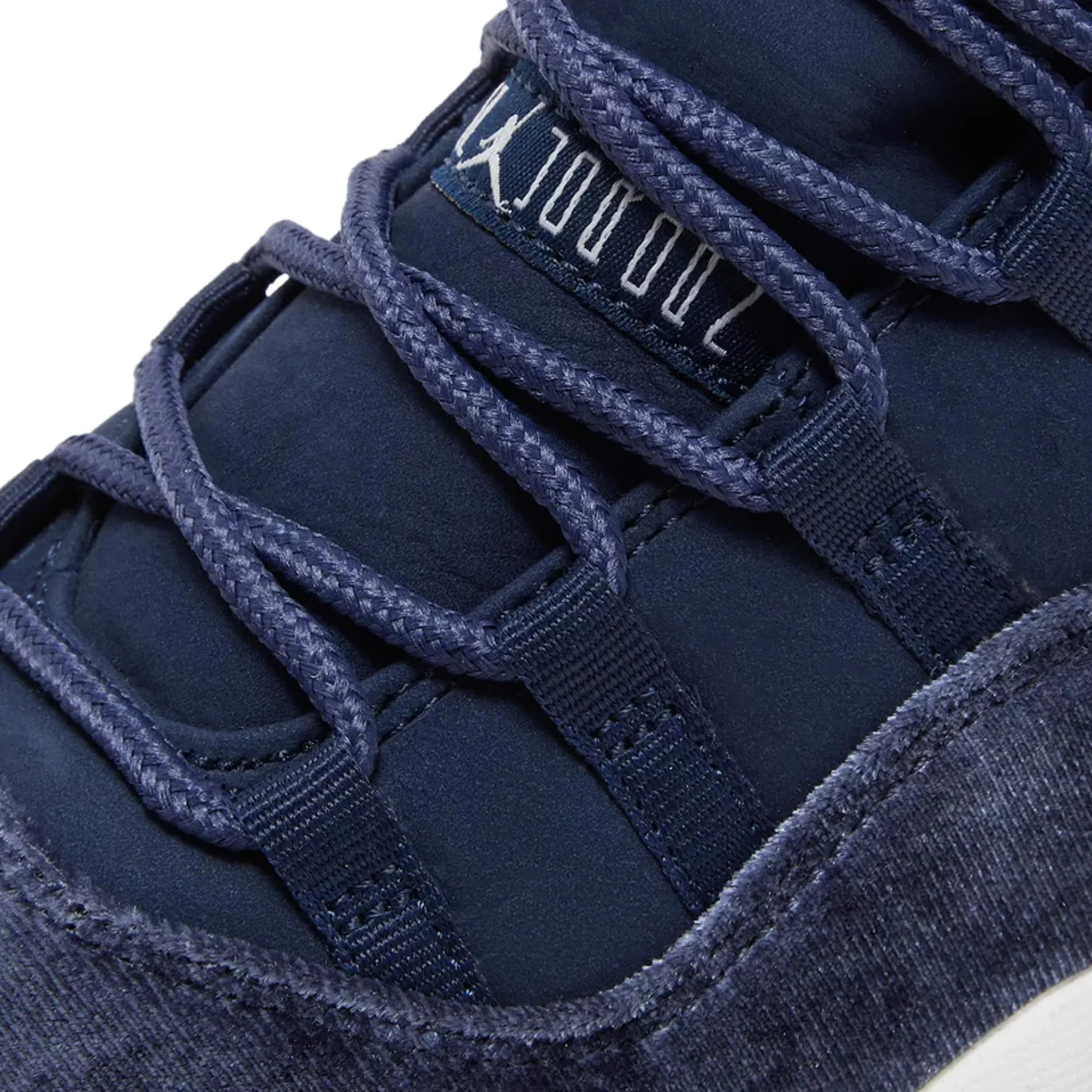 Air Jordan 11 Retro 'Midnight Navy' Women's (2022) - Image 7