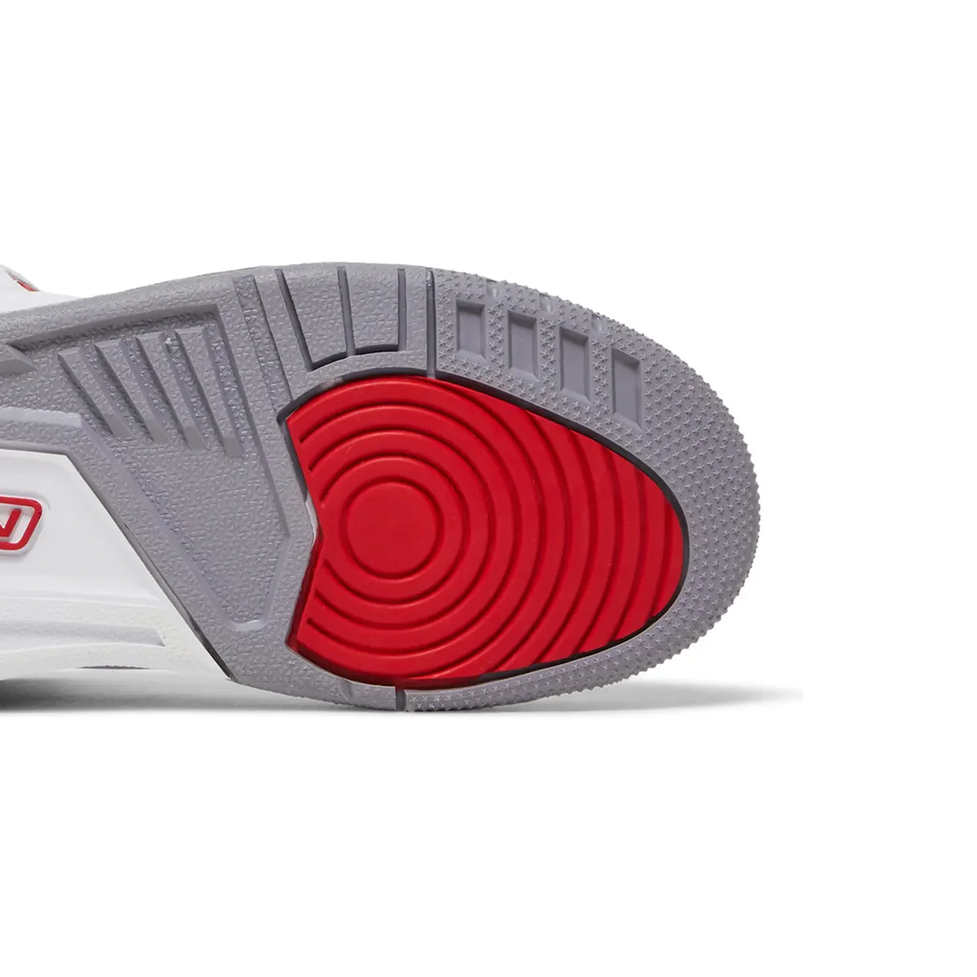Air Jordan 3 Retro 'Fire Red' GS (2022) - Image 8