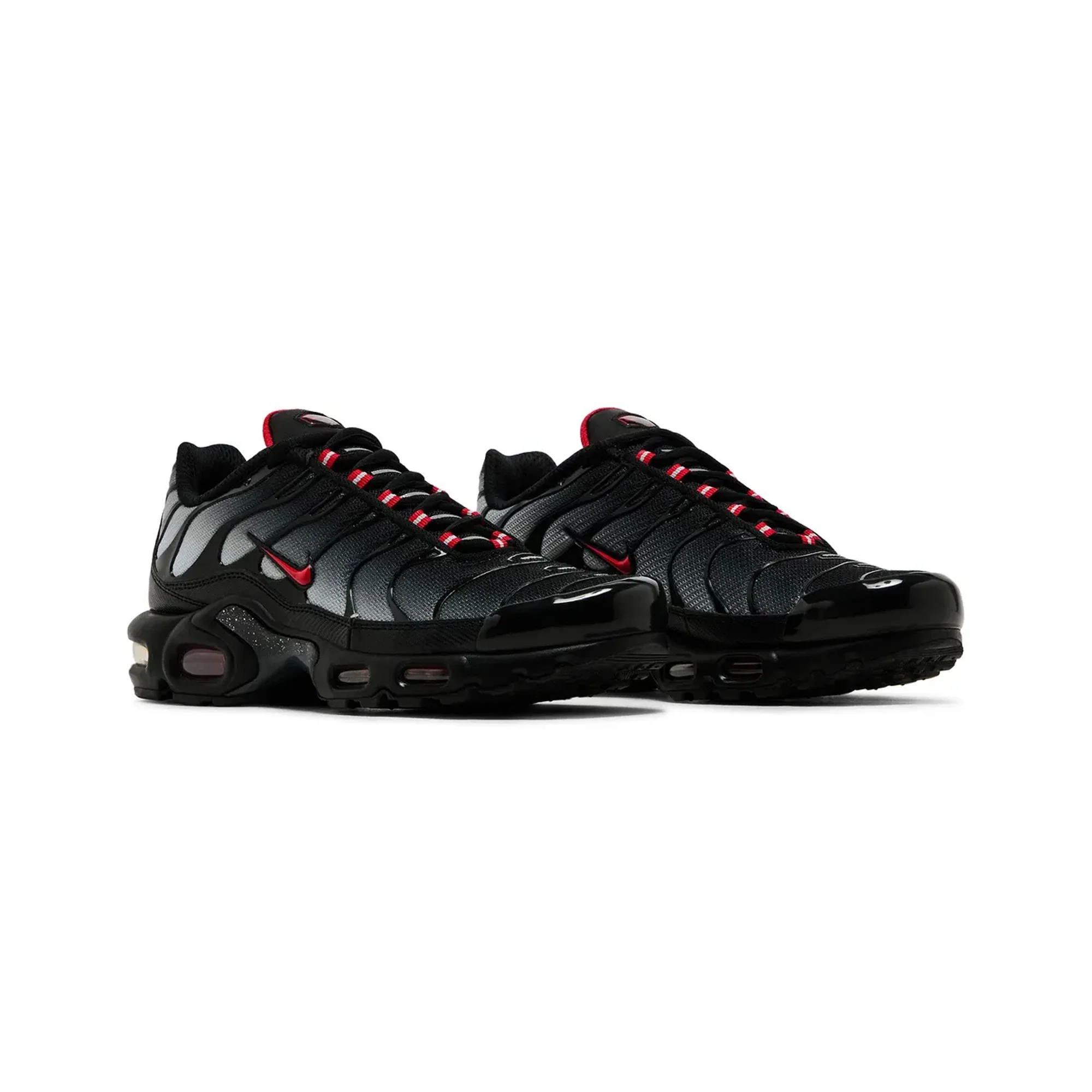 Air Max Plus 'Black Gradient Red' (2019) - Image 2