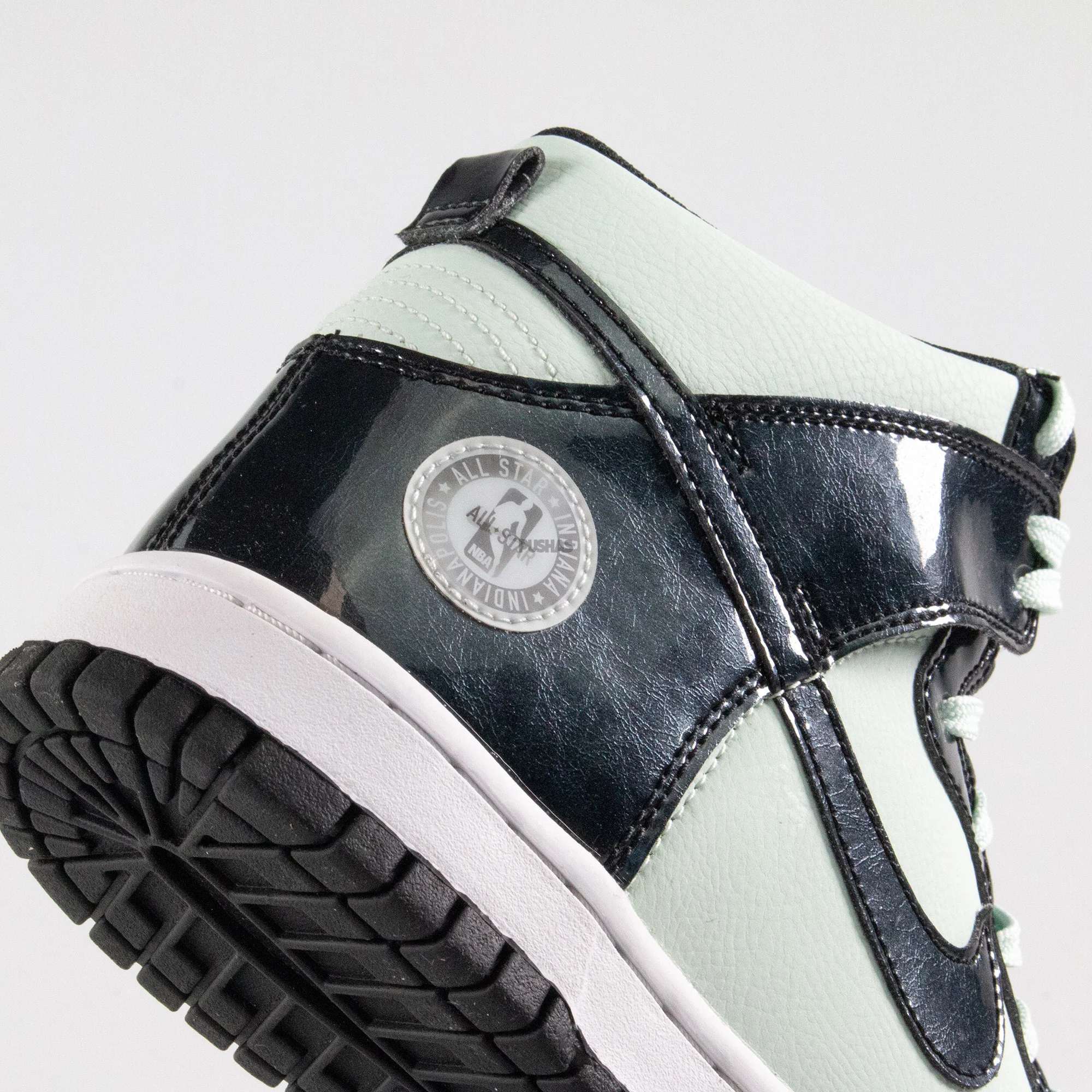 Nike Dunk High SE 'All-Star' GS (2021) - Image 10