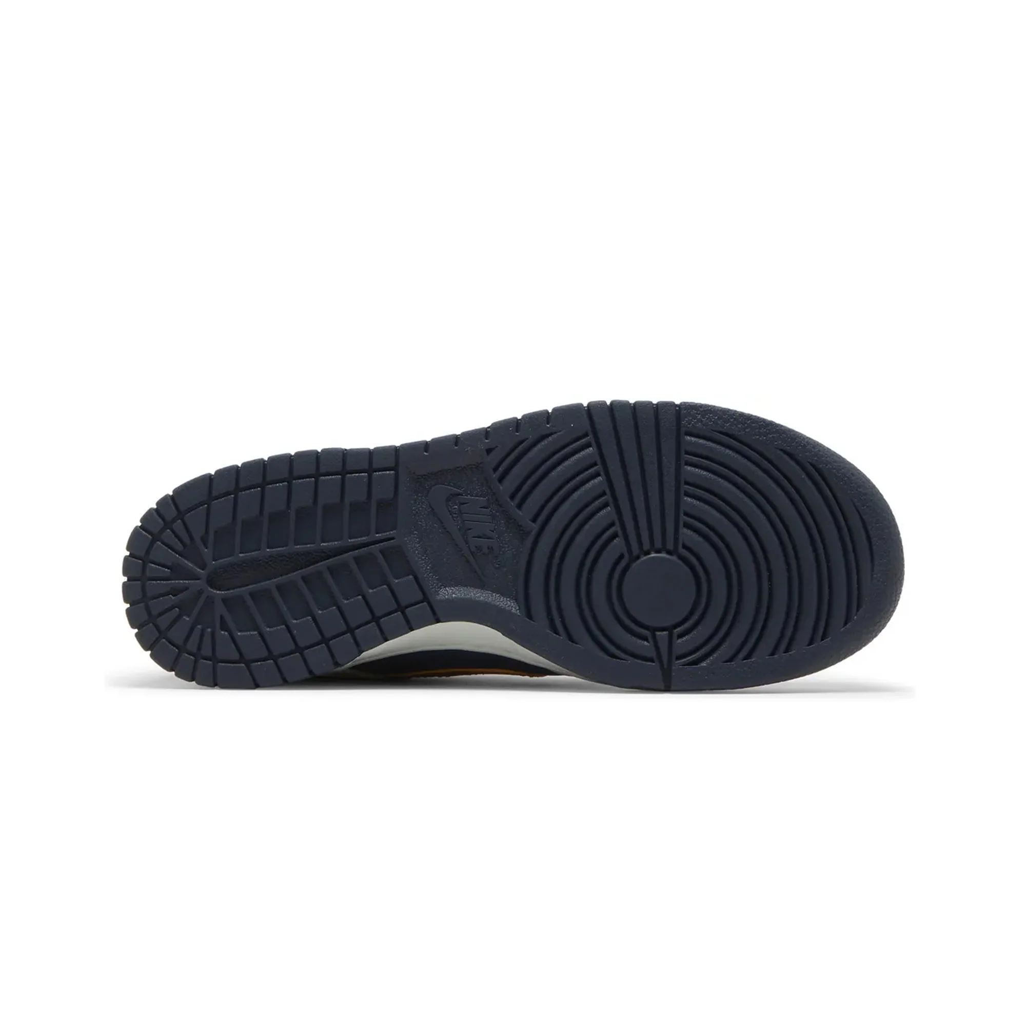 Dunk Low SE 'Copper Swoosh' GS (2022) - Image 5