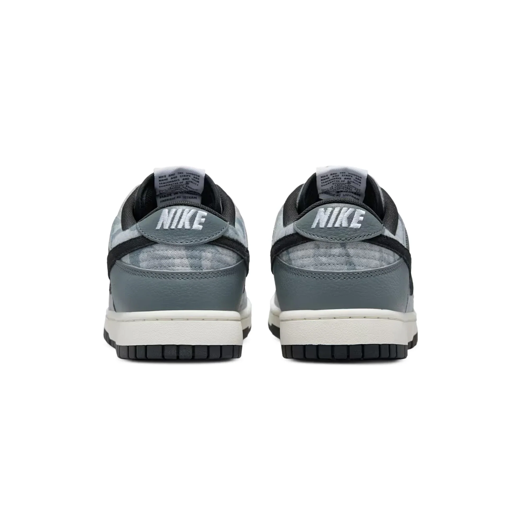 Nike Dunk Low SE 'Copy Paste' (2022) - Image 5
