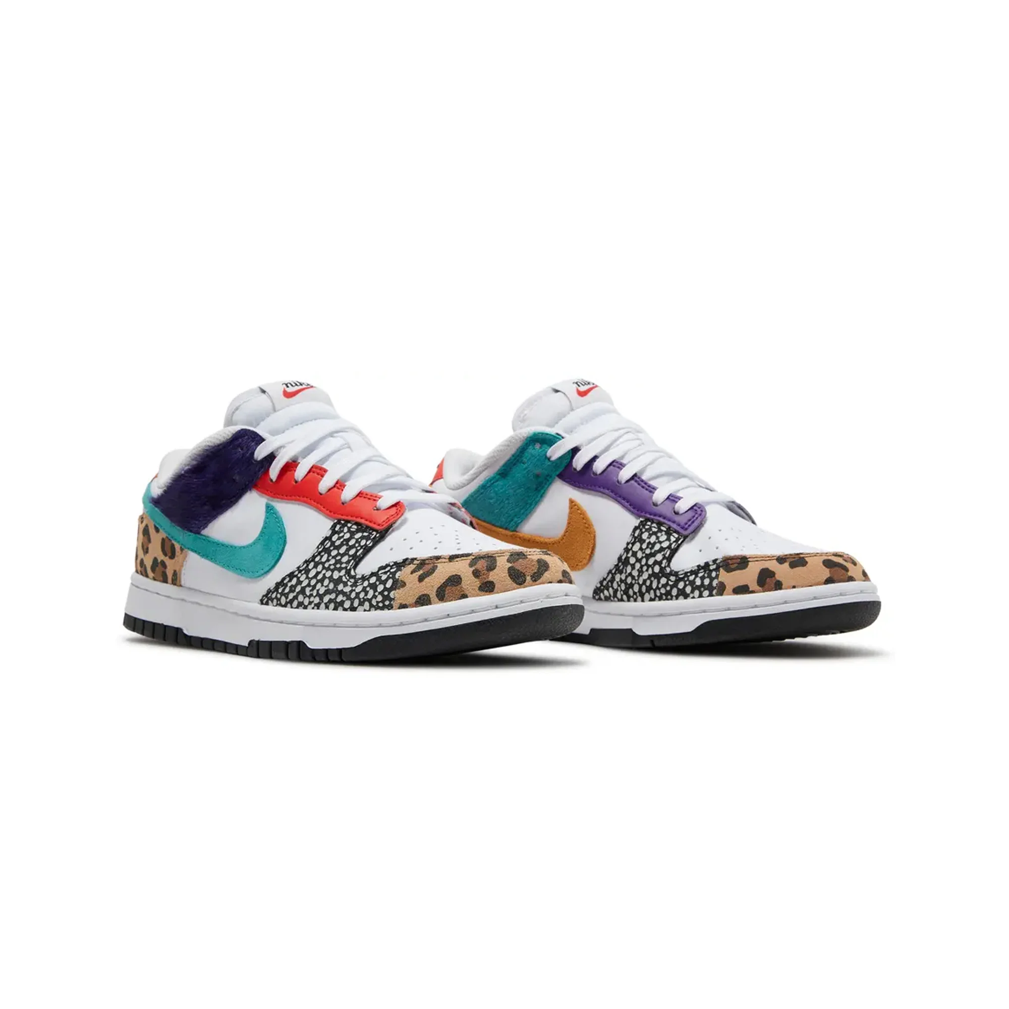 Nike Dunk Low SE 'Safari' W (2022) - Image 2