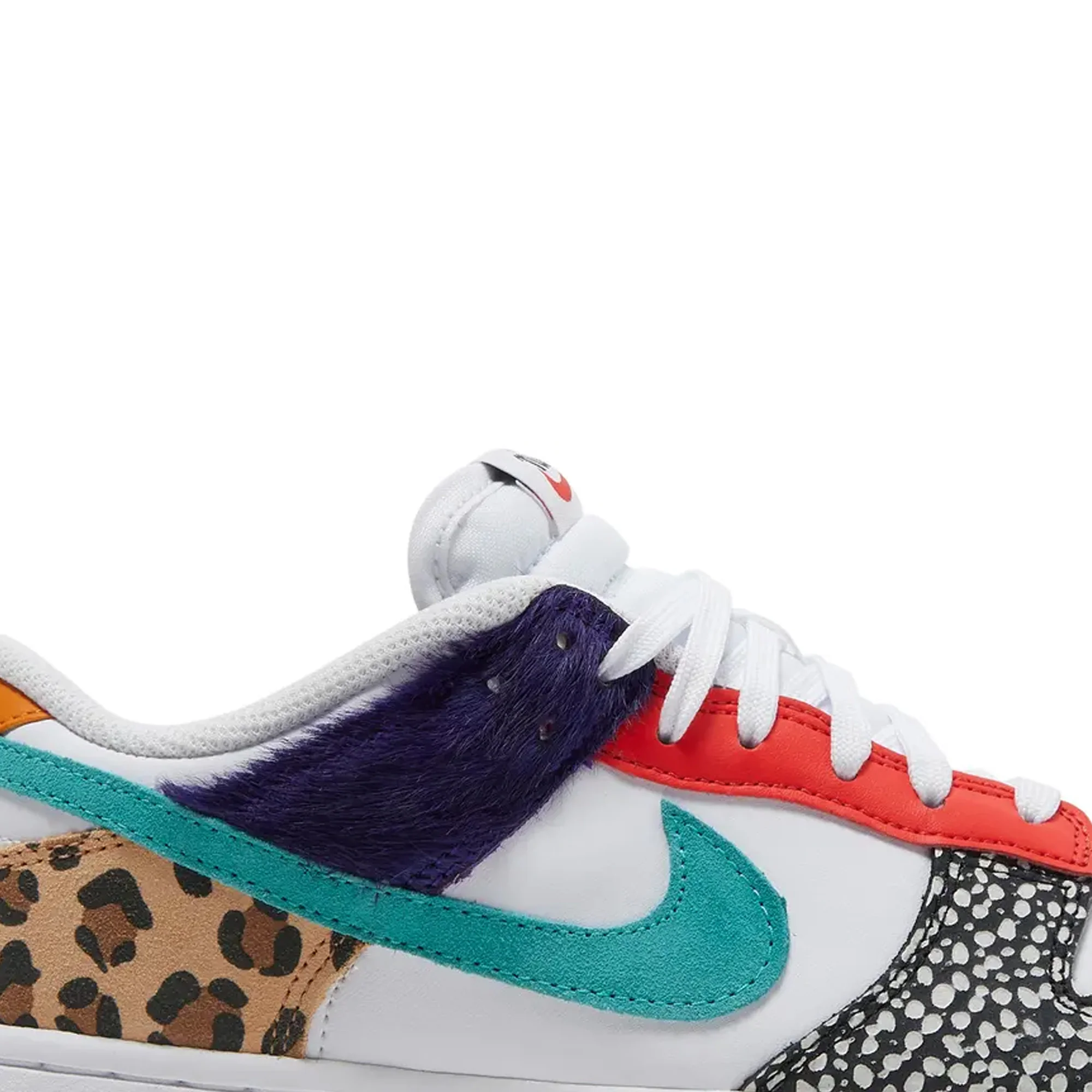Nike Dunk Low SE 'Safari' W (2022) - Image 6
