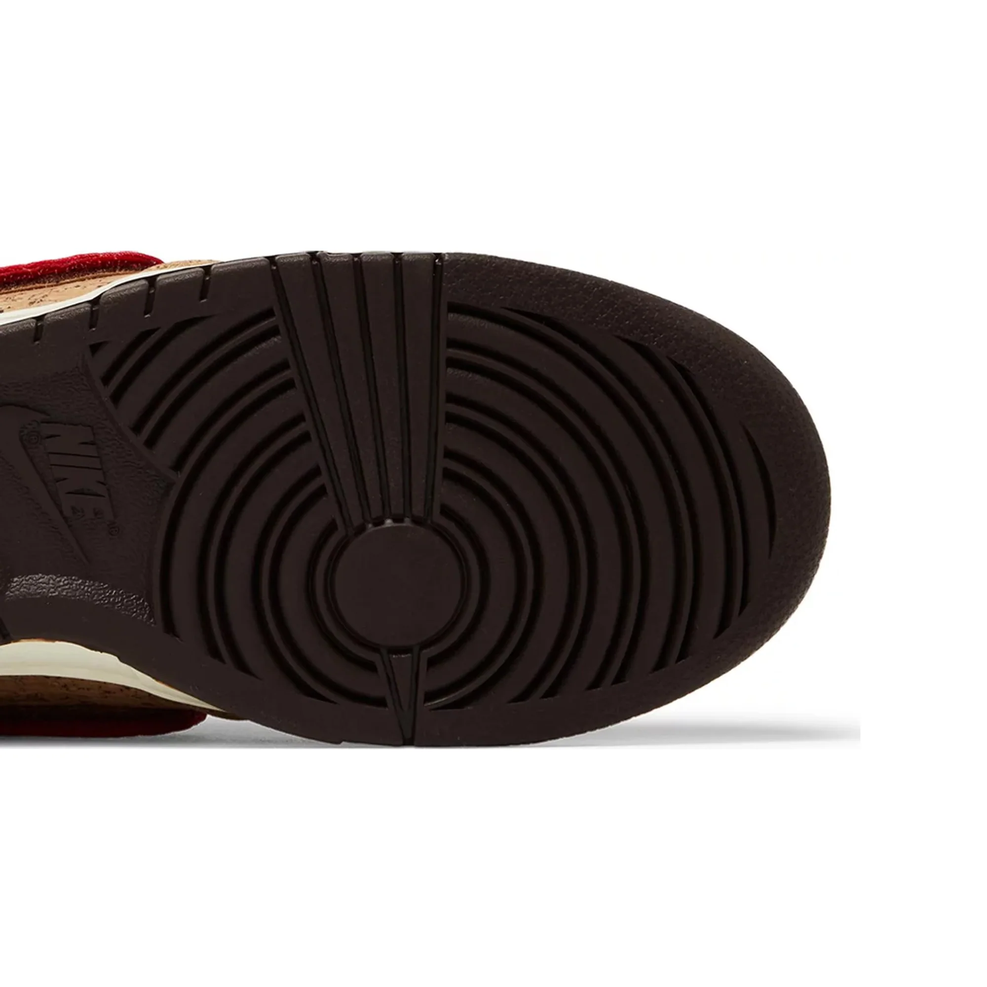 Dunk Low SP 'CLOT Cork' (2023) - Image 10