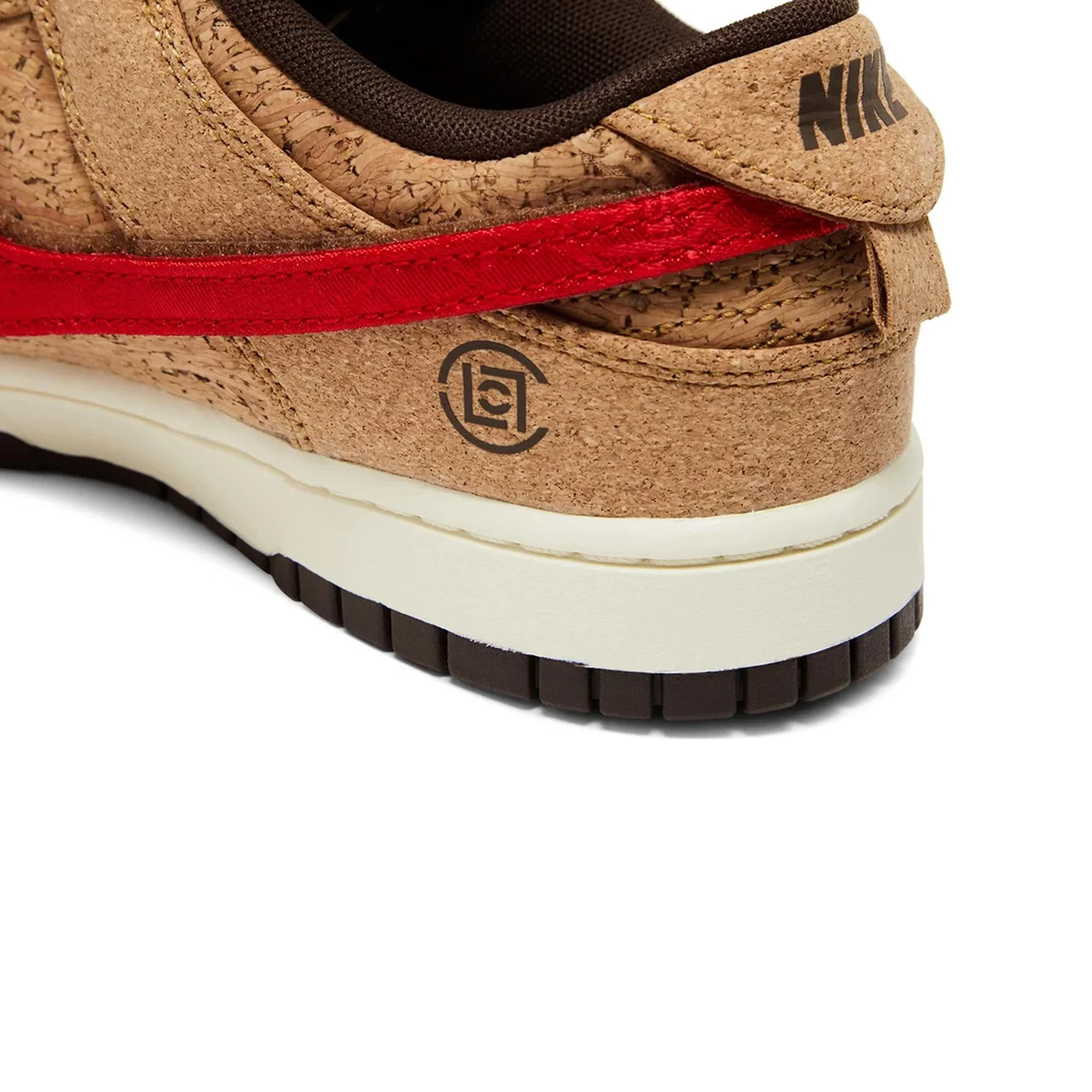 Dunk Low SP 'CLOT Cork' (2023) - Image 11