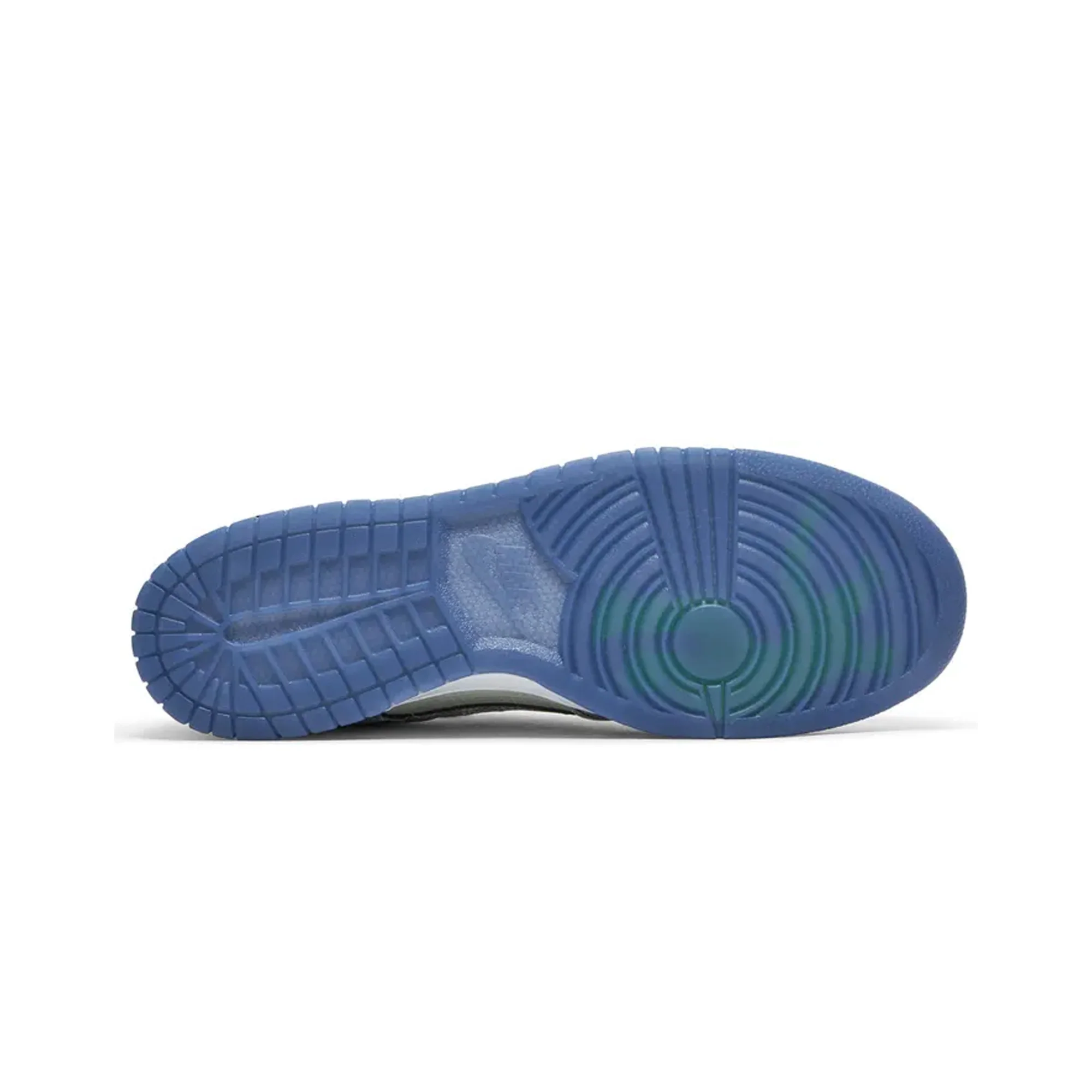 Nike Dunk Low x Union LA 'Passport Pack Pistachio' (2022) - Image 5