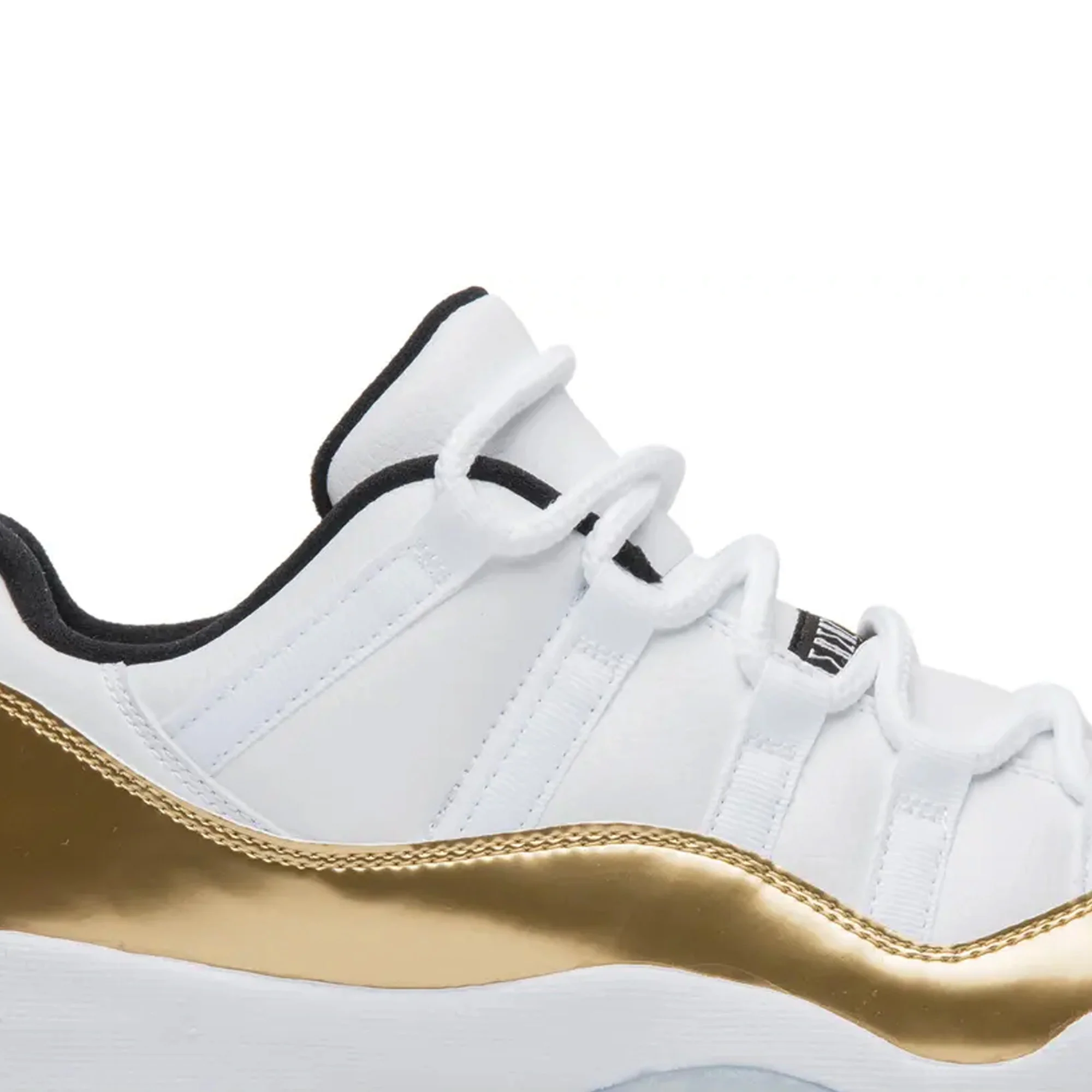 Jordan 11 Retro Low 'Closing Ceremony' (2016) - Image 6