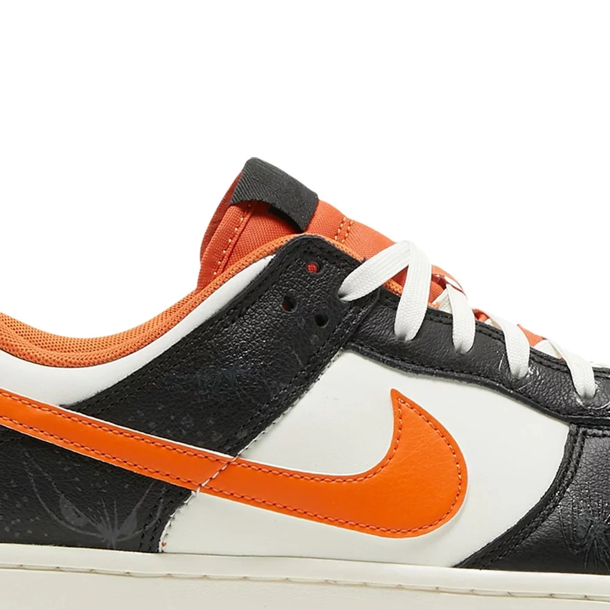 Nike Dunk Low PRM 'Halloween' PS (2021) - Image 6