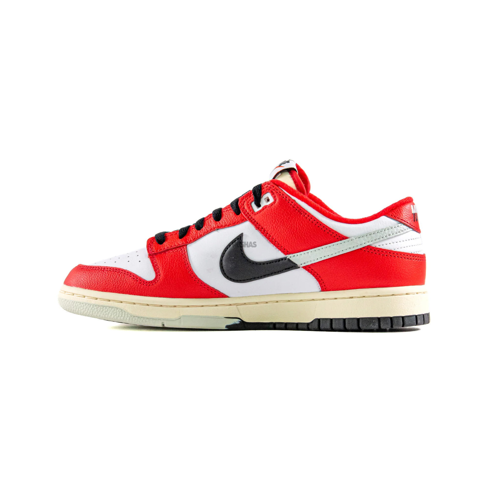 Nike Dunk Low 'Reverse Chicago Split' (2023) - Image 3