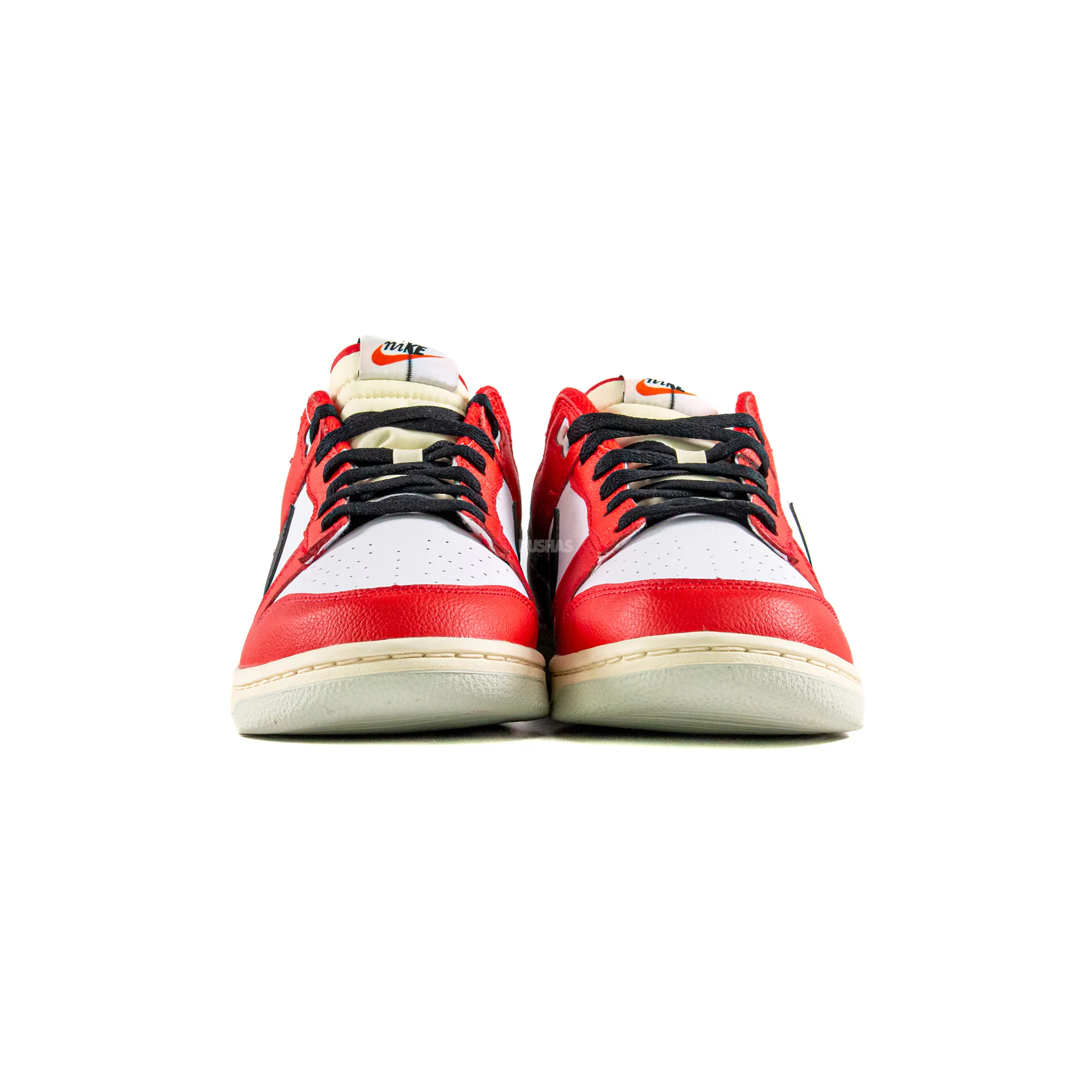Nike Dunk Low 'Reverse Chicago Split' (2023) - Image 4