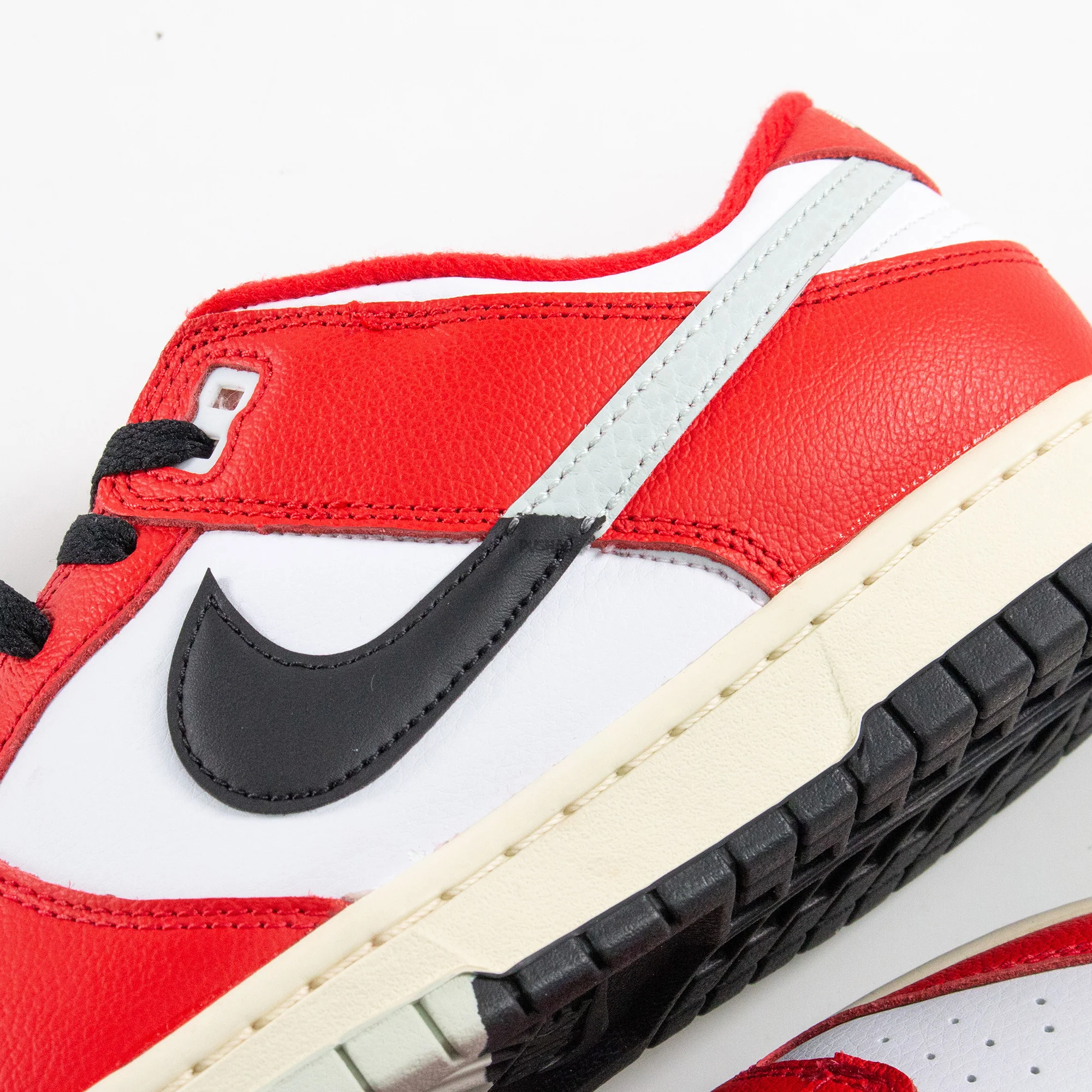 Nike Dunk Low 'Reverse Chicago Split' (2023) - Image 9