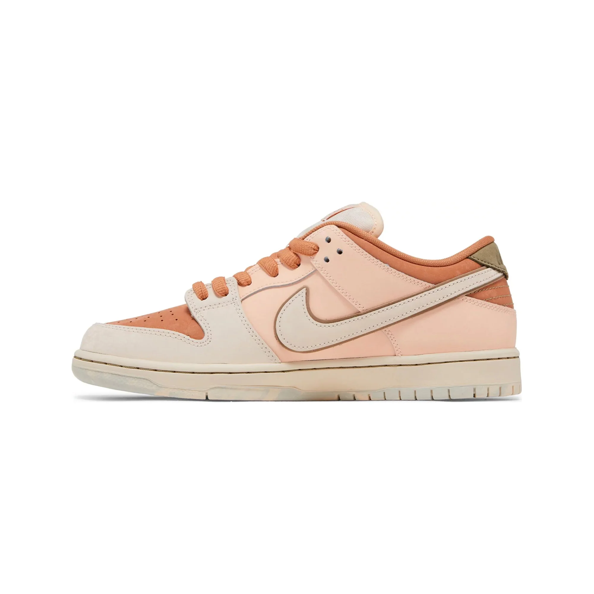 Nike Dunk Low SB 'Trocadéro Gardens' (2024) - Image 3