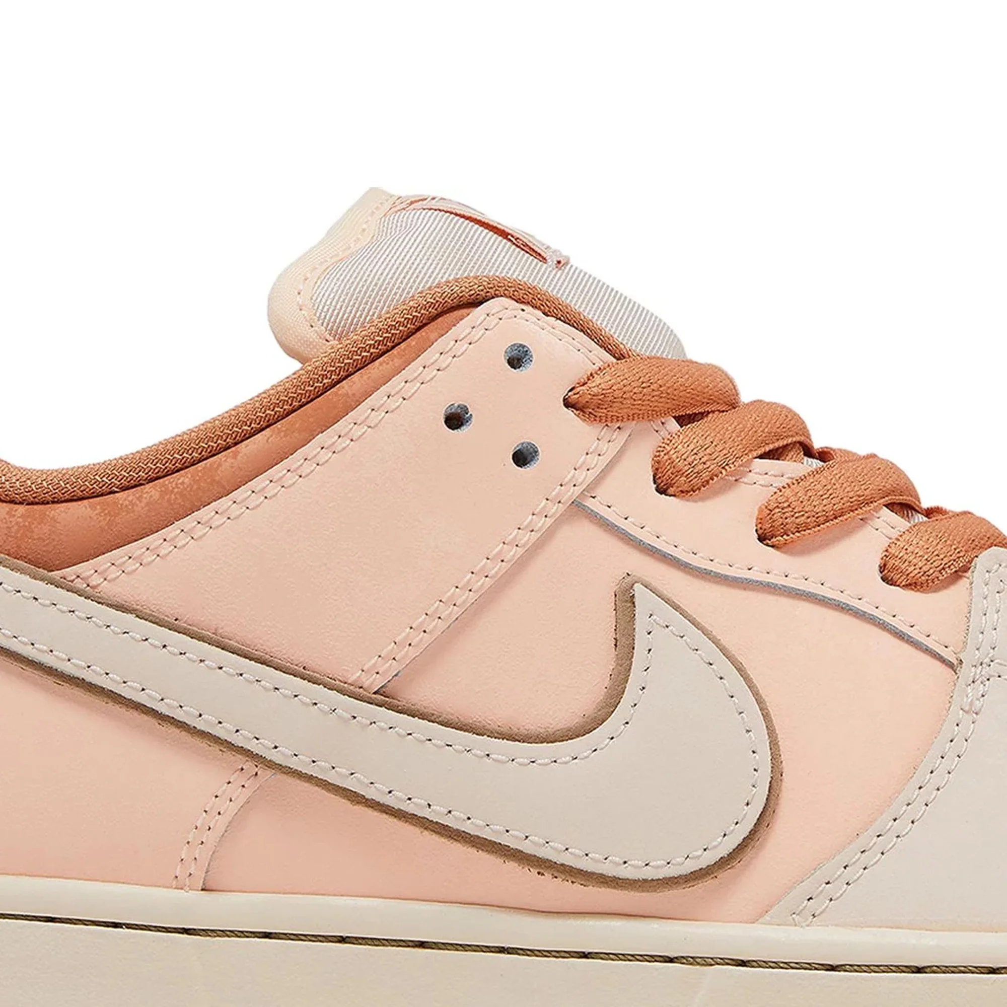 Nike Dunk Low SB 'Trocadéro Gardens' (2024) - Image 6