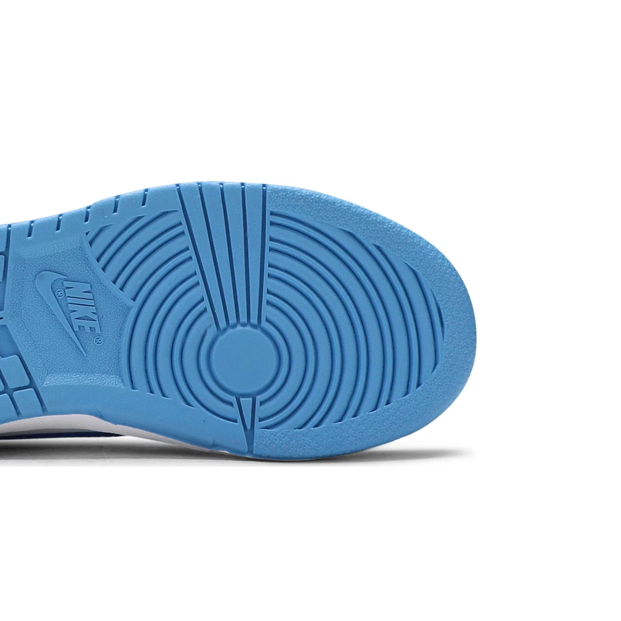 Nike Dunk Low 'UNC' PS (2021) - Image 8