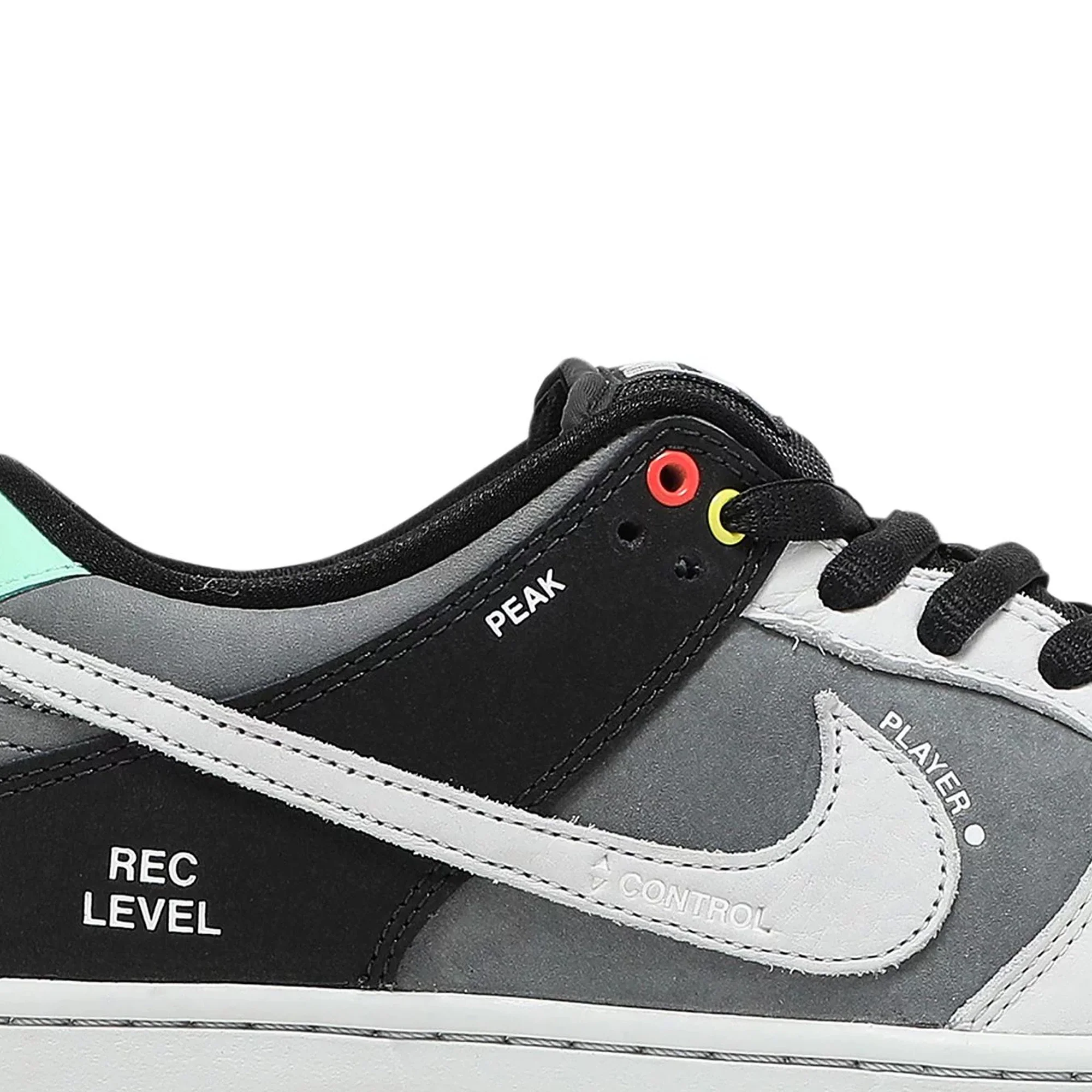Nike SB Dunk Low 'VX1000' (2021) - Image 6