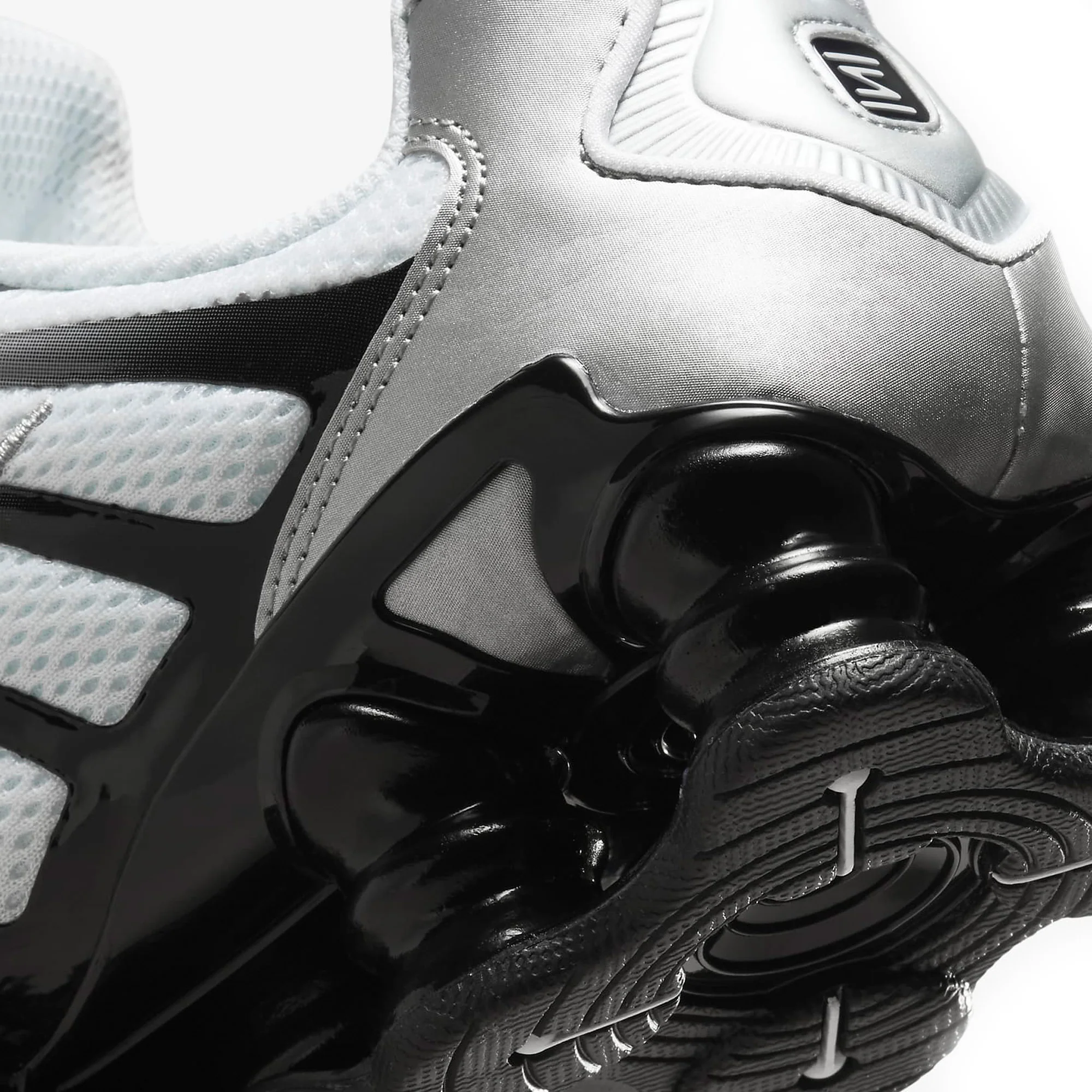 Nike Shox TL 'Metallic Silver Wolf Grey' (2024) - Image 7