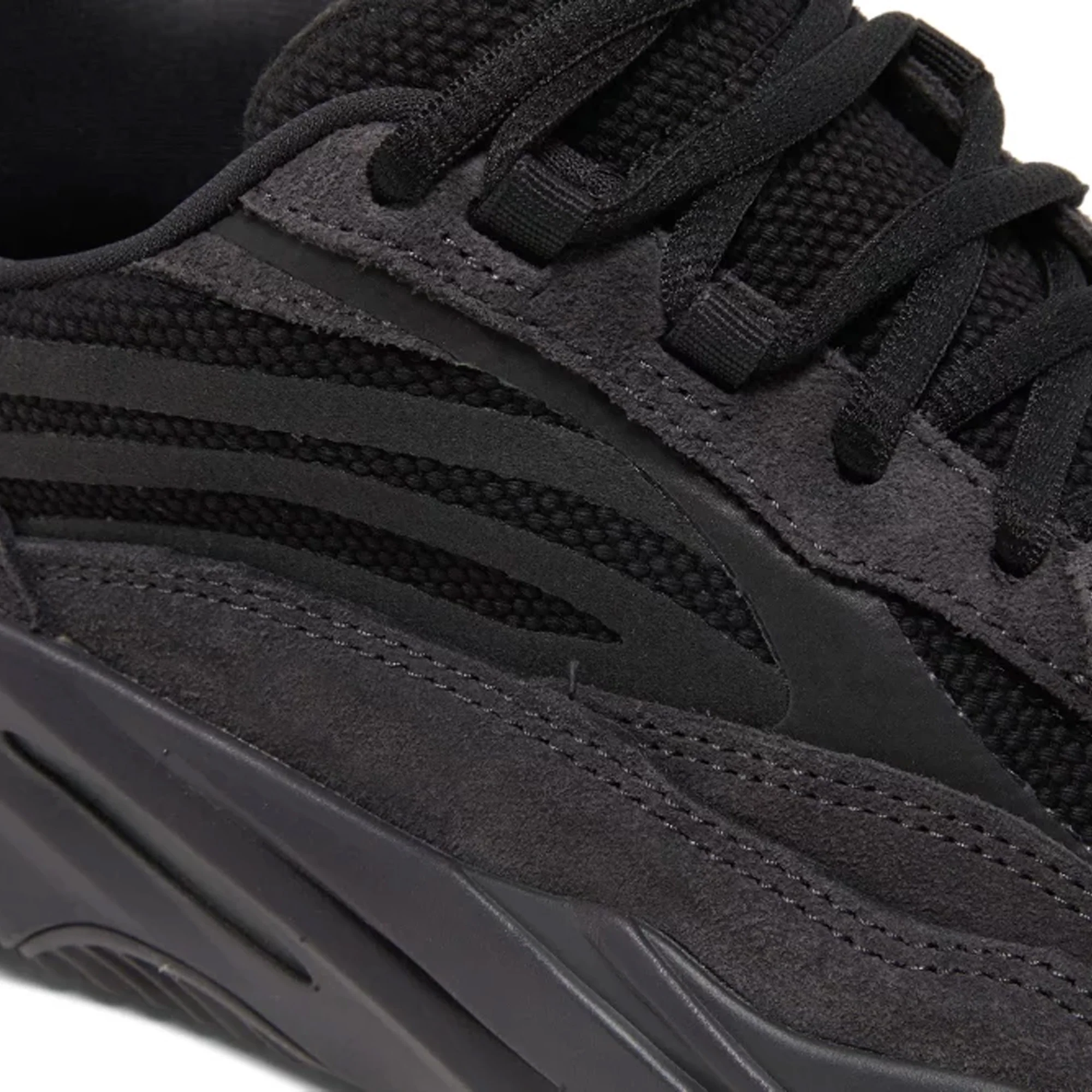 Yeezy 700 V2 'Vanta' (New) - Image 9